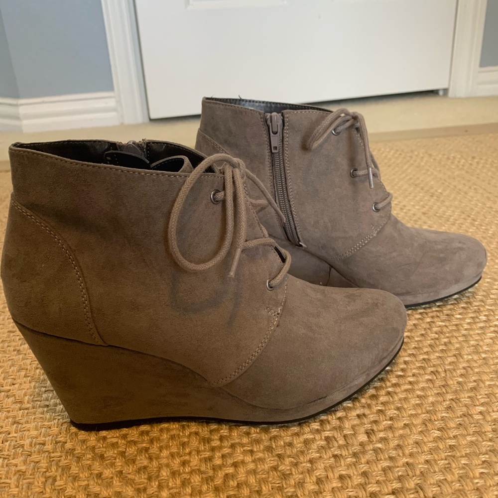 Style & Co Booties - Picture 2 of 3